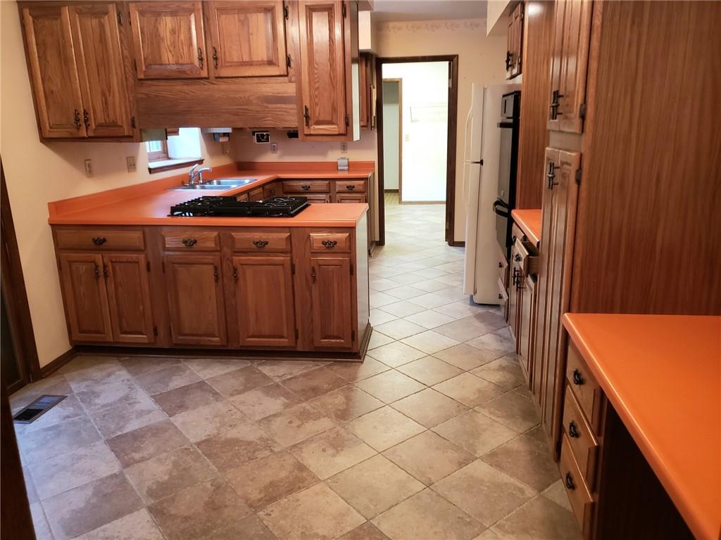 5532 Gibson Road Gibsonia, PA 15044 - Photo 8 of 16 Gallery Image 8