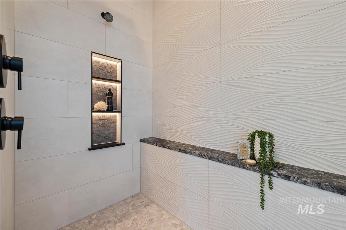 16876 Spring Meadow Drive Caldwell, ID 83607 - Photo 28 of 49 Bathroom