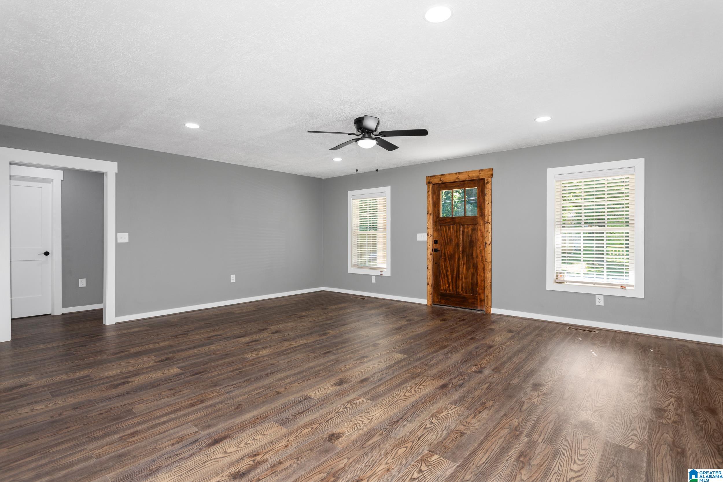 4109 Springhill Drive Anniston, AL 36201 - Photo 9 of 35