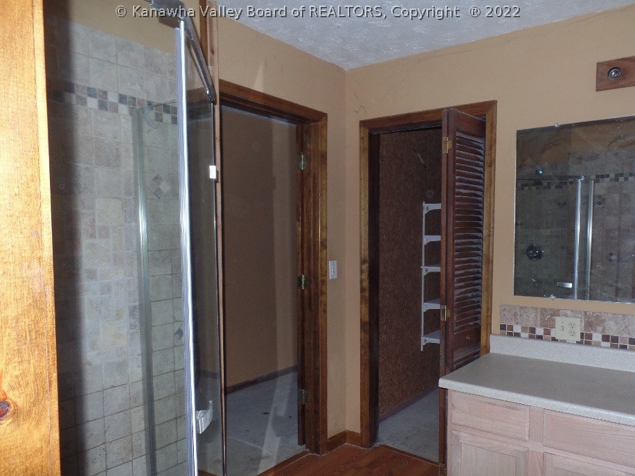 1648 Hunter Road Charleston, WV 25311 - Photo 6 of 7 Gallery Image 6