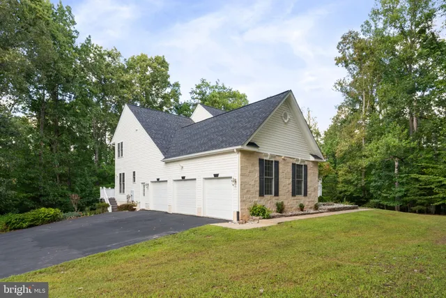 $850,000 | 13031 Dahlia Lane, Fredericksburg, VA 22407