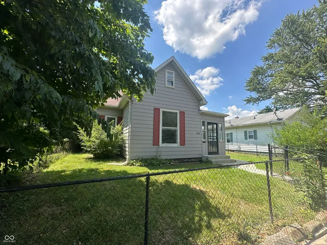 $110,000 | 2105 Arrow Avenue, Anderson, IN 46016