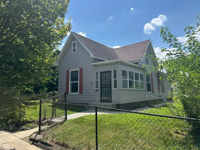 $110,000 | 2105 Arrow Avenue, Anderson, IN 46016