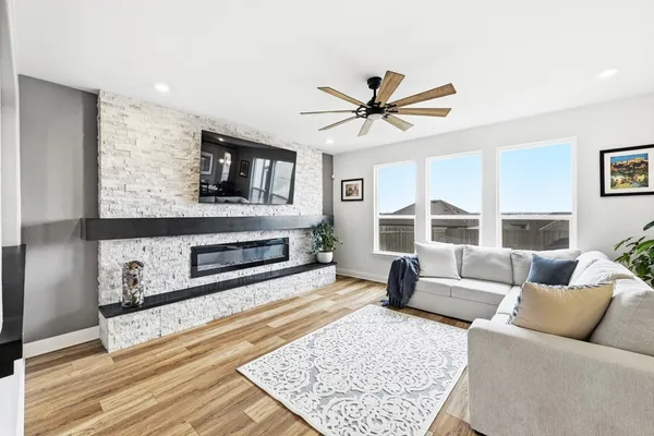 $2,900 | 8109 Tranquil Glade Trail, Austin, TX 78744