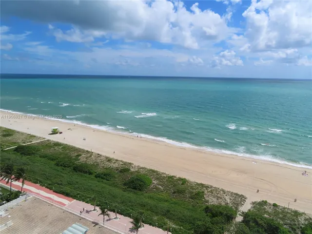 $3,100 | 5701 Collins Avenue, Unit 511, Miami Beach, FL 33140