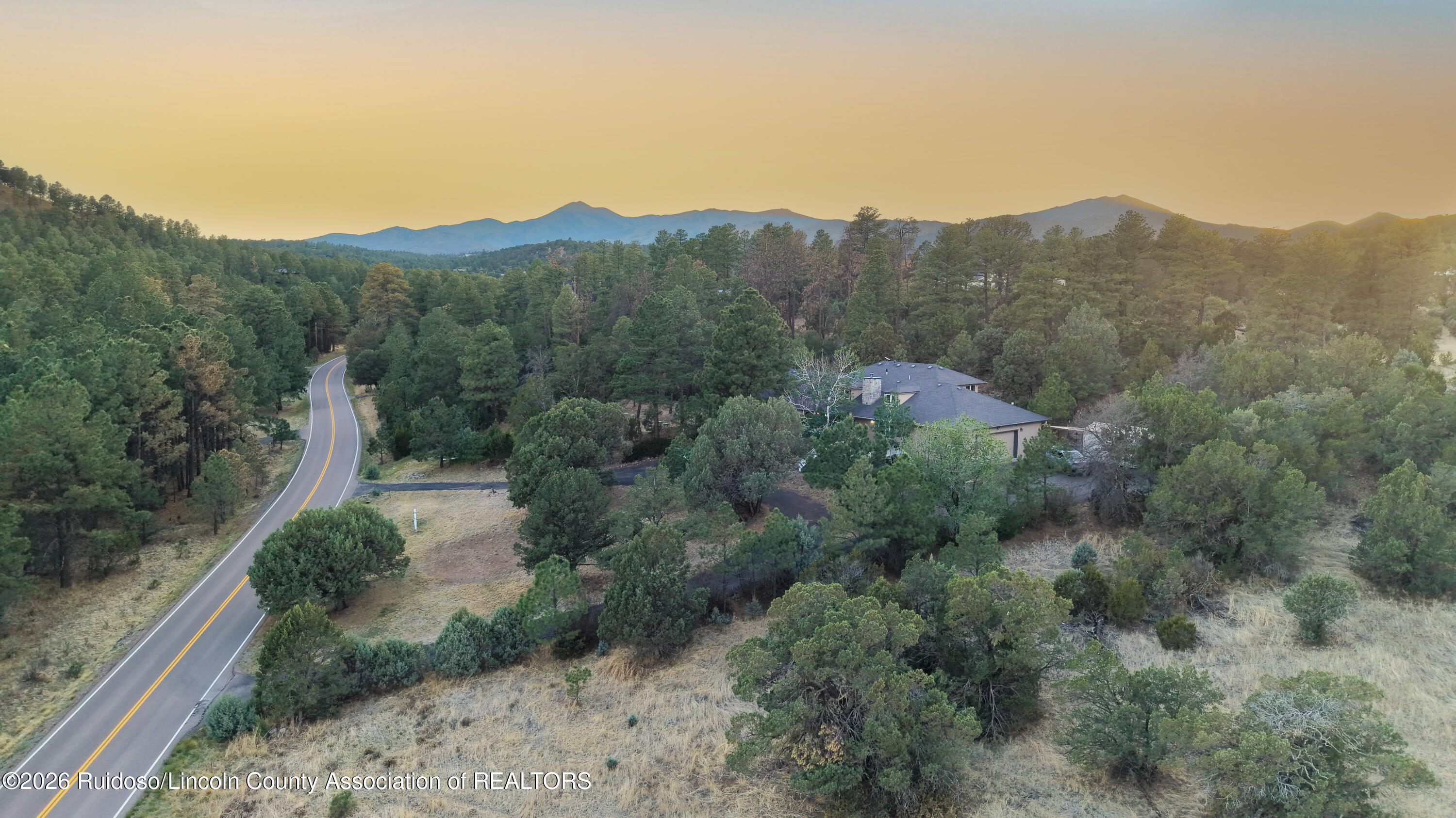 433 Fort Stanton Road Alto, NM 88312 - Photo 3 of 88 Gallery Image 3