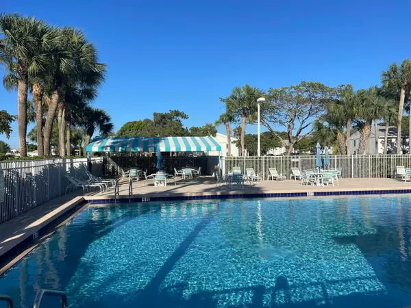 $1,850 | 3732 Savoy Lane, Unit F1, West Palm Beach, FL 33417