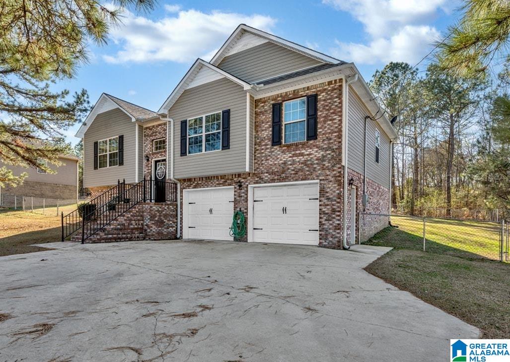 2227 Oscar Bradford Road Hayden, AL 35079 - Photo 1 of 37