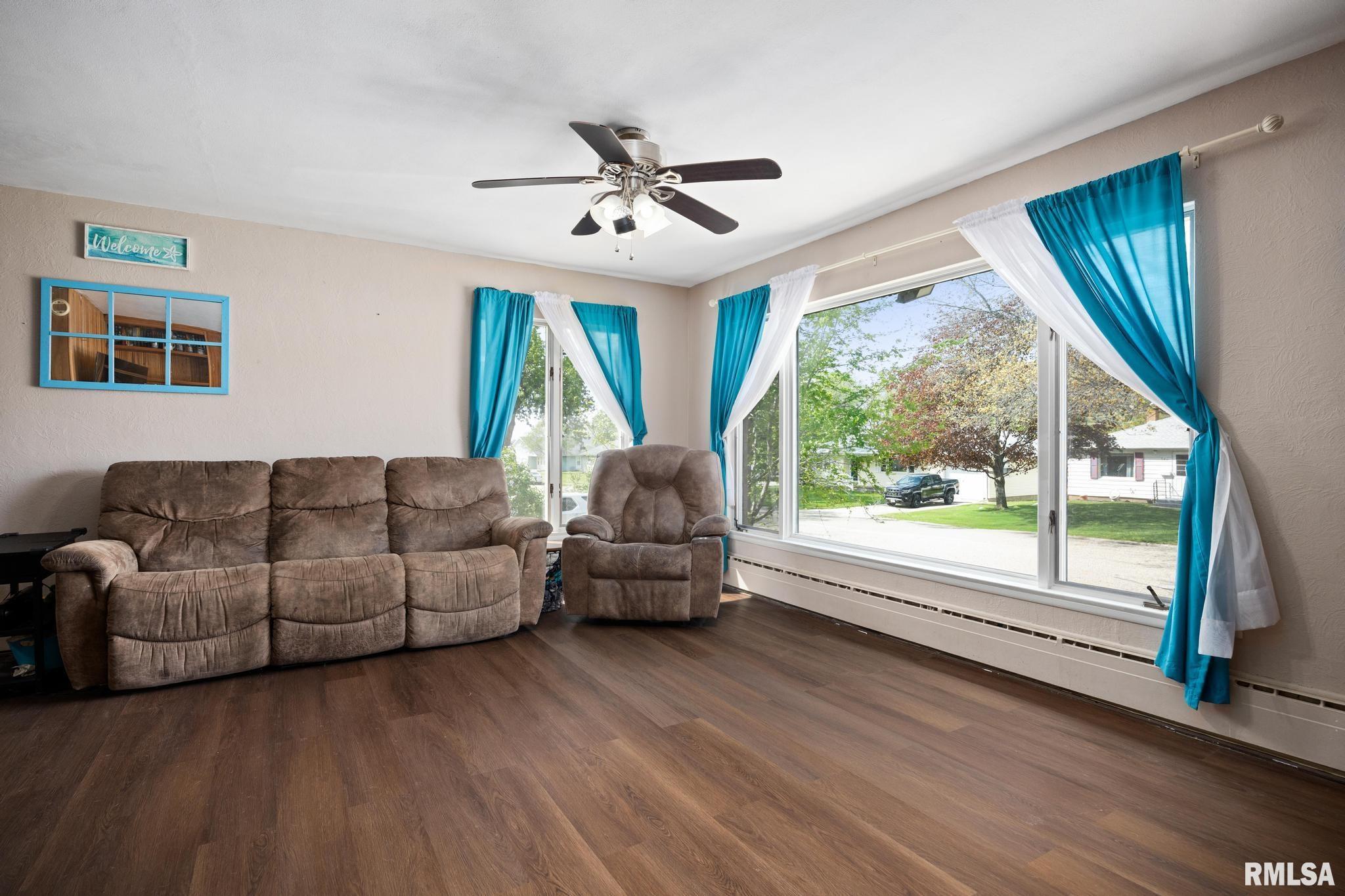 304 West Madison Street Tremont, IL 61568 - Photo 5 of 27