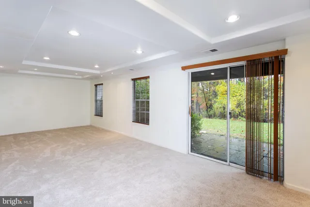 $3,000 | 14 Tivoli Lake Court, Silver Spring, MD 20906