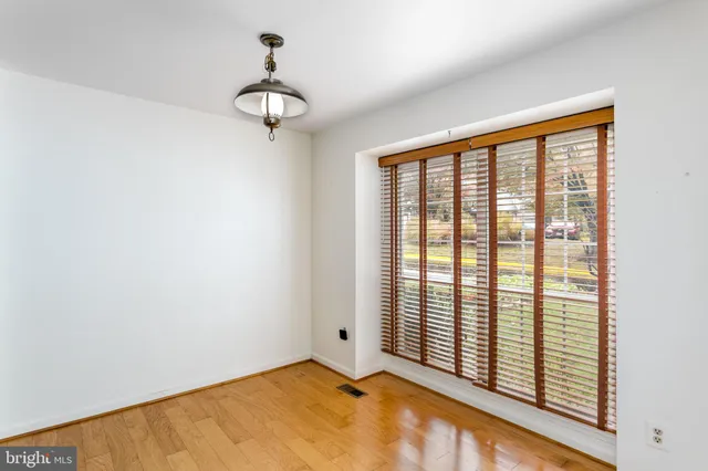 $3,000 | 14 Tivoli Lake Court, Silver Spring, MD 20906