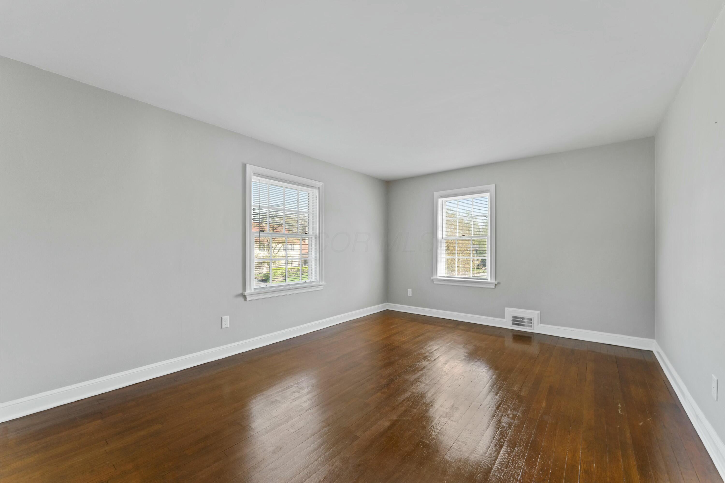 2597 York Road Upper Arlington, OH 43221 - Photo 39 of 71 Bedroom 3
