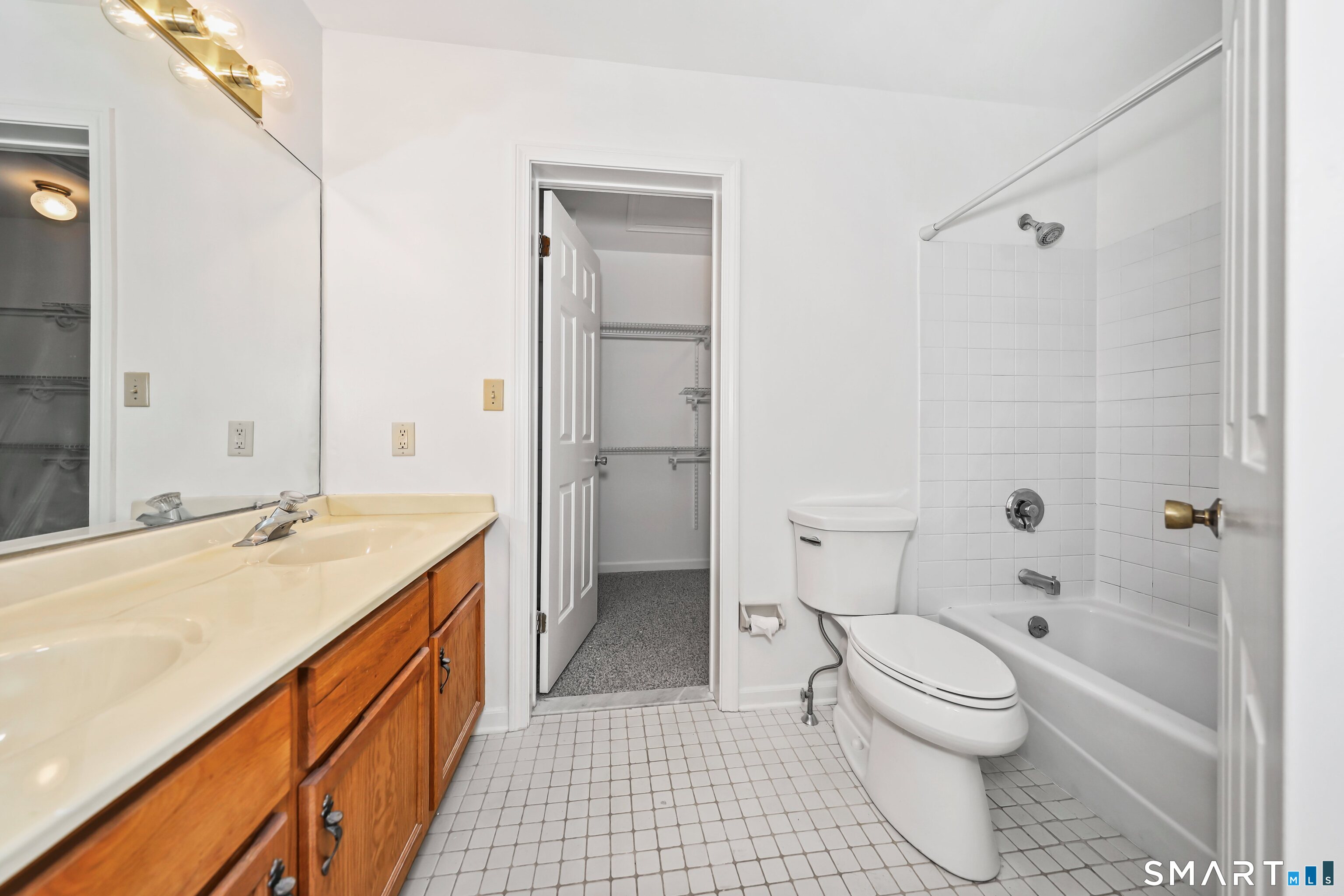 1229 Winsted Road, Unit 112 Torrington, CT 06790 - Photo 21 of 30