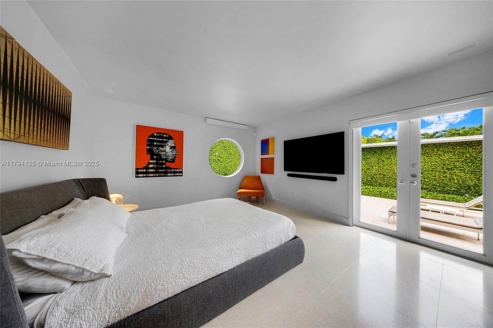 5460 Alton Road Miami Beach, FL 33140 - Photo 13 of 67