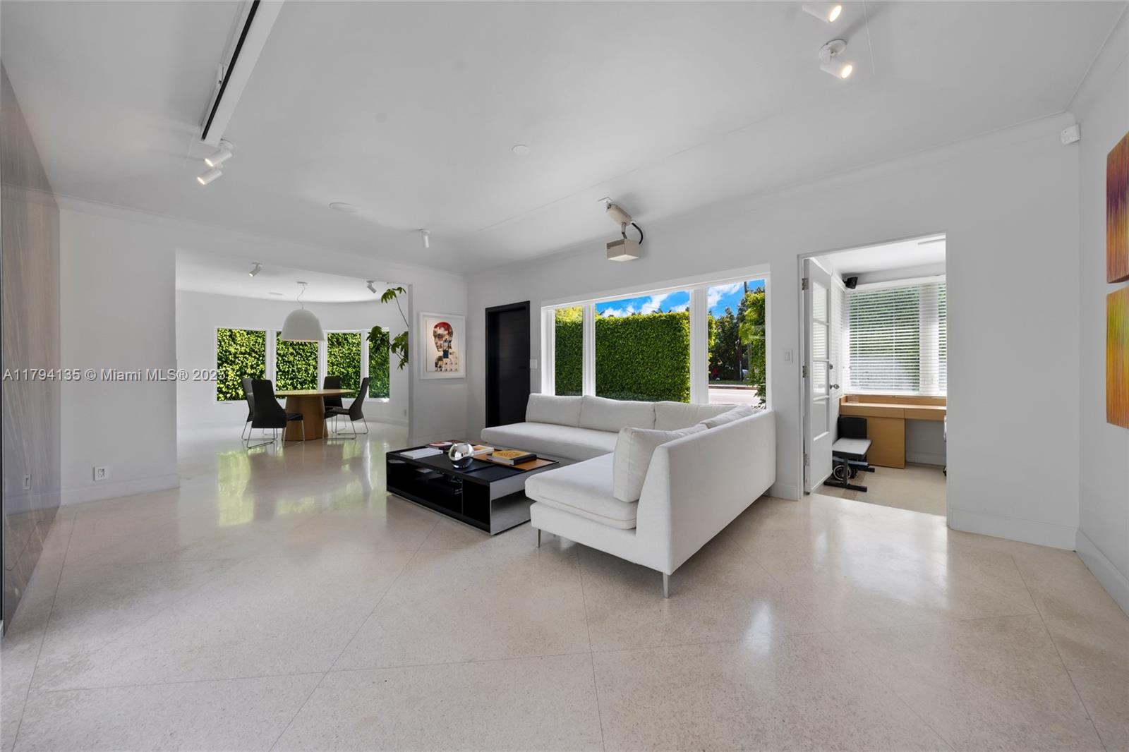 5460 Alton Road Miami Beach, FL 33140 - Photo 22 of 67