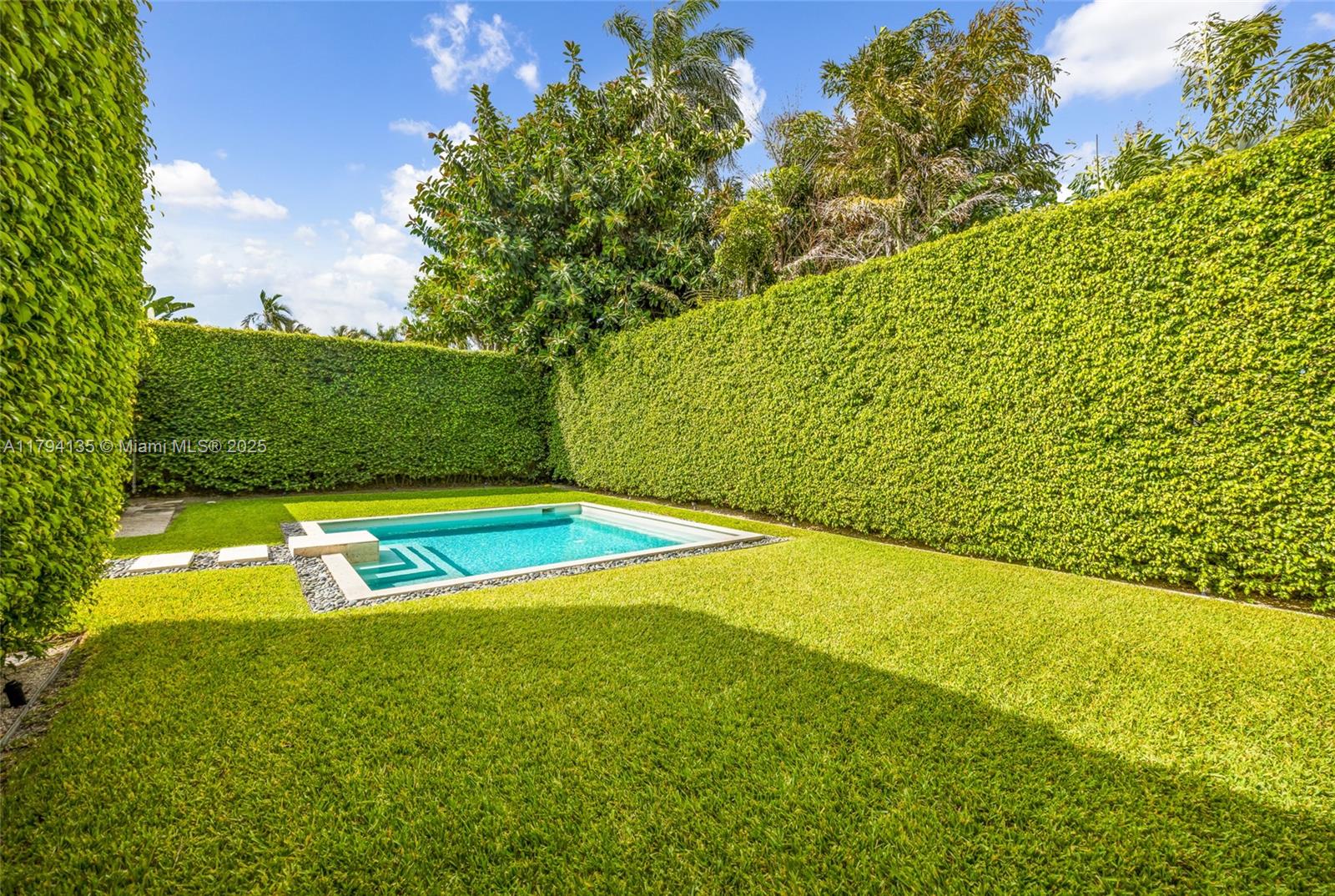 5460 Alton Road Miami Beach, FL 33140 - Photo 3 of 67