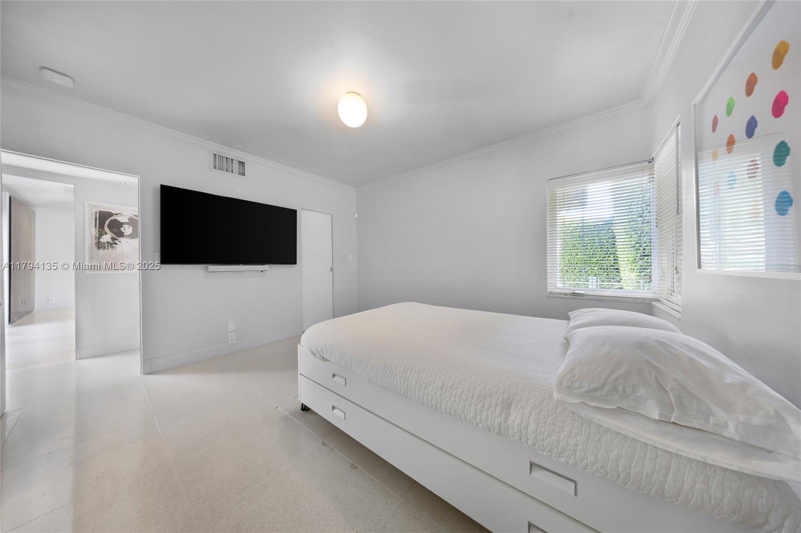 5460 Alton Road Miami Beach, FL 33140 - Photo 33 of 67