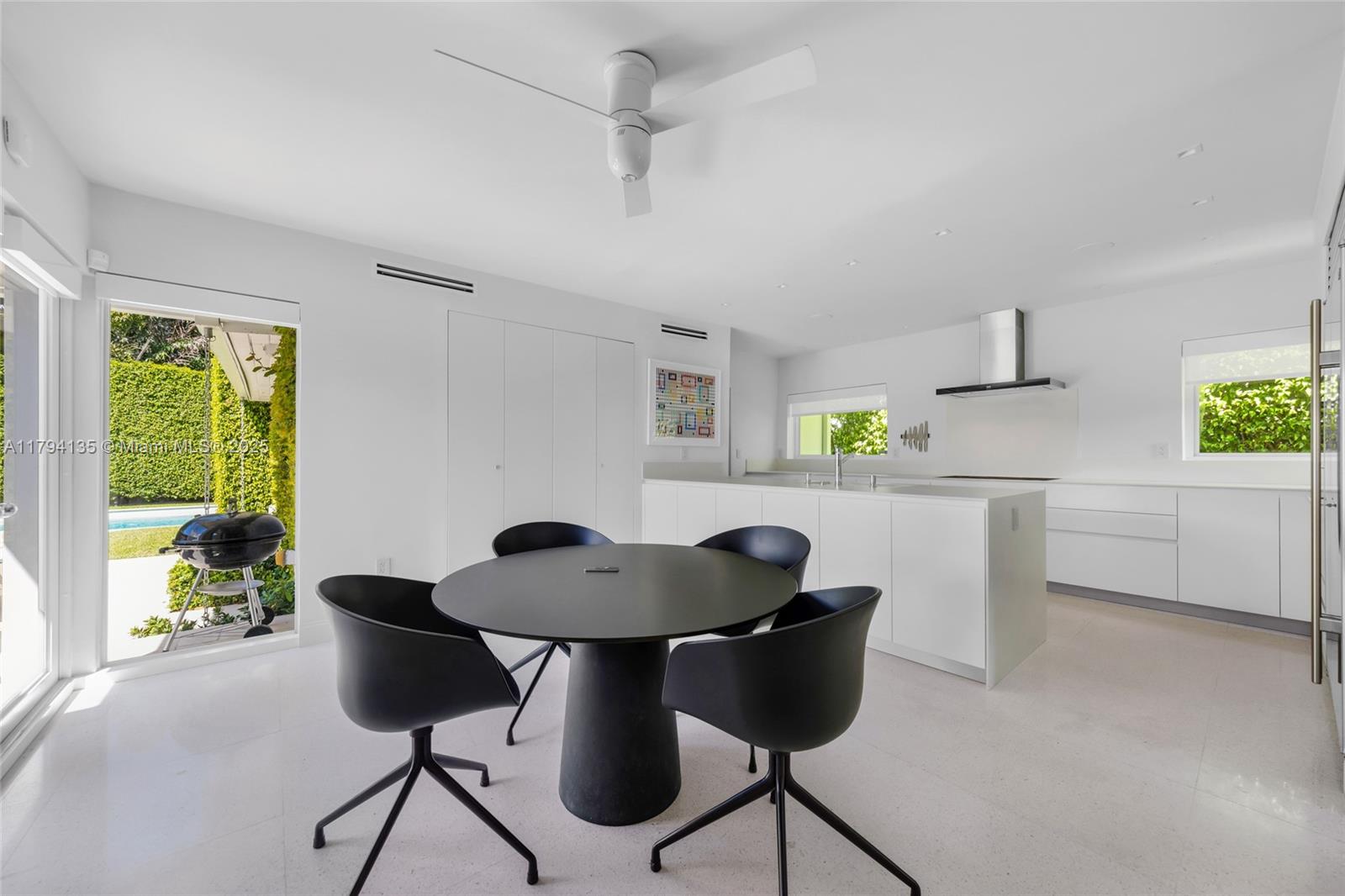 5460 Alton Road Miami Beach, FL 33140 - Photo 37 of 67