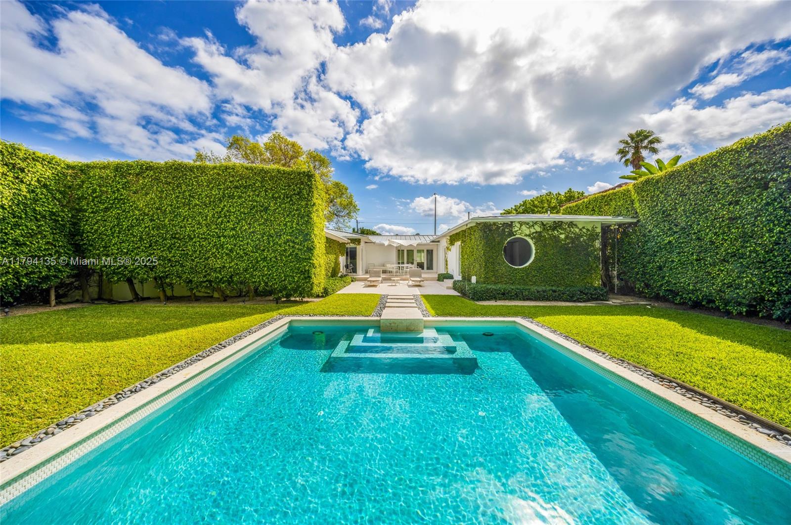 5460 Alton Road Miami Beach, FL 33140 - Photo 6 of 67