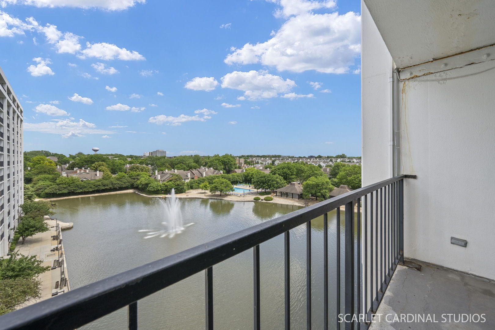 2005 South Finley Road, Unit 703 Lombard, IL 60148 - Photo 4 of 26