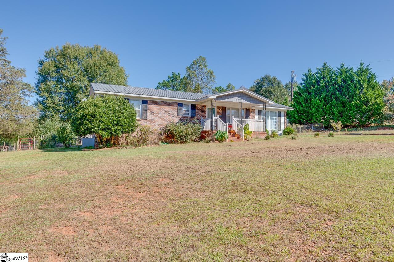 819 Beech Springs Road Pelzer, SC 29669 - Photo 2 of 36