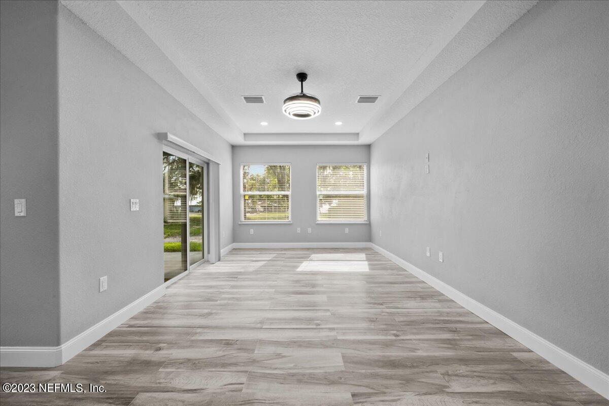 122 Pique Road Crescent City, FL 32112 - Photo 13 of 34 Living Room