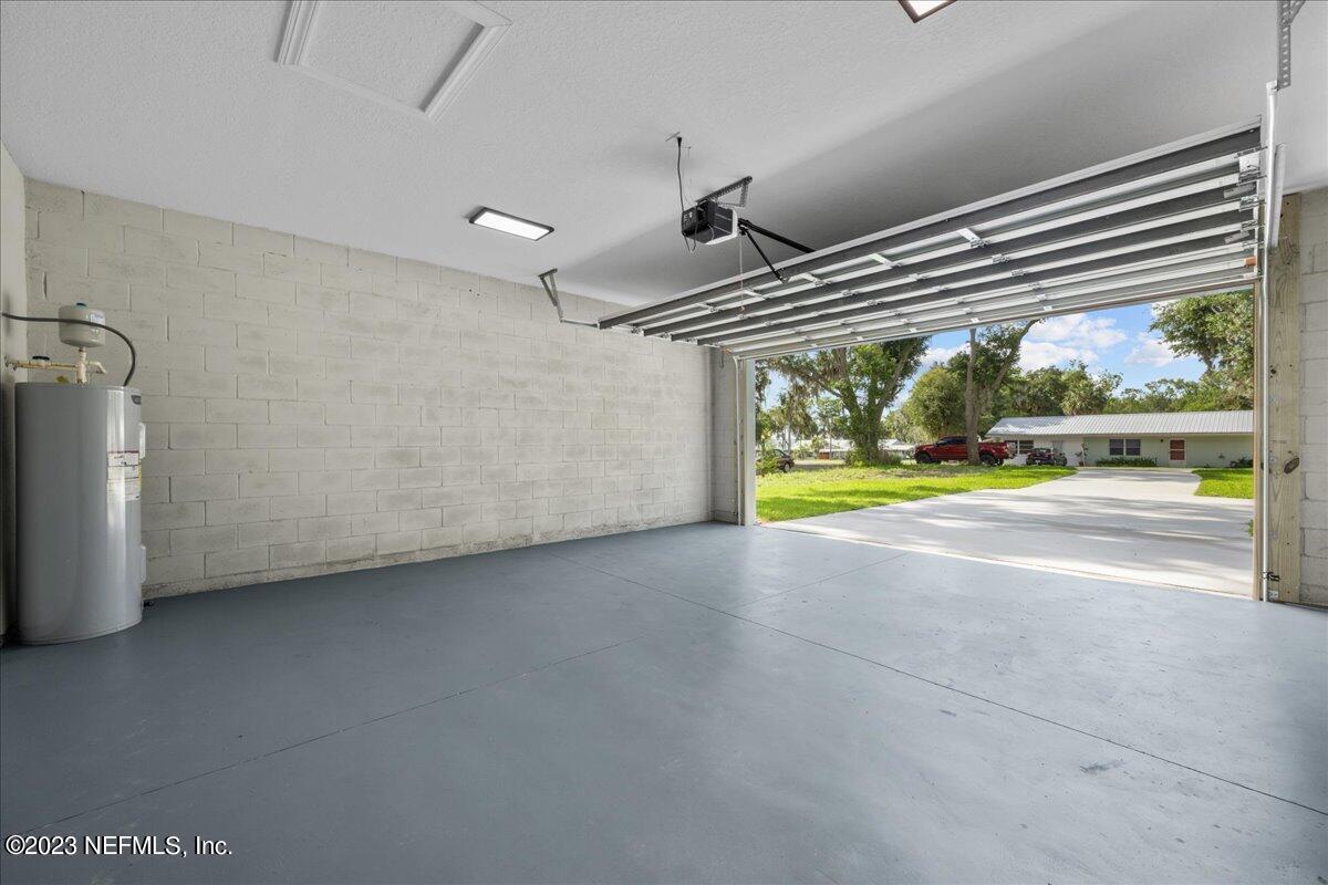 122 Pique Road Crescent City, FL 32112 - Photo 22 of 34 2 Car Garage