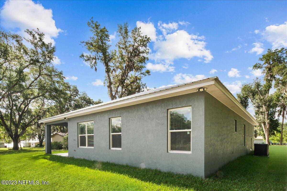 122 Pique Road Crescent City, FL 32112 - Photo 26 of 34 Rear Right