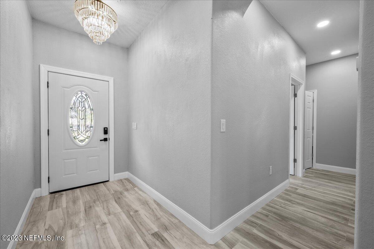 122 Pique Road Crescent City, FL 32112 - Photo 7 of 34 Foyer