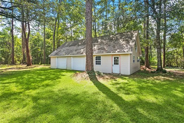 $545,000 | 233 Robin Hood Drive, Covington, LA 70433