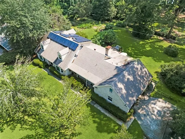 $545,000 | 233 Robin Hood Drive, Covington, LA 70433