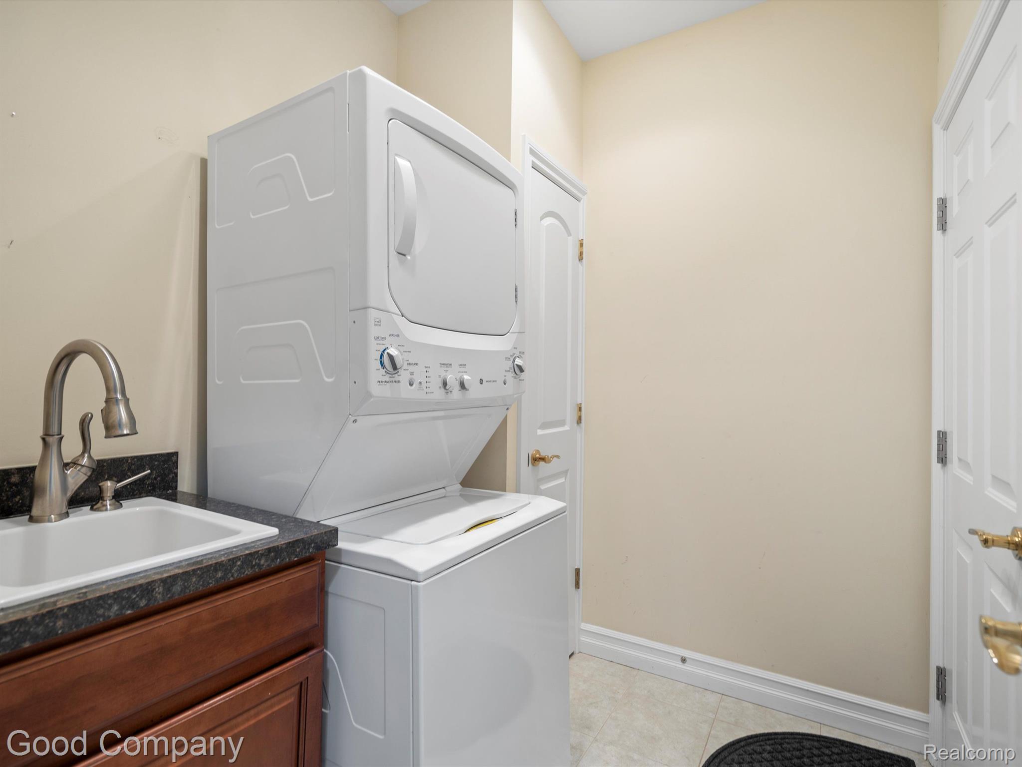 603 Poplar Court Rochester, MI 48306 - Photo 18 of 26 Gallery Image 18