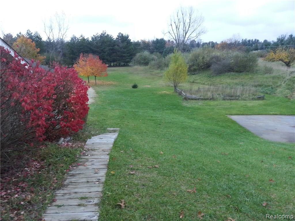 4470 Brown Road Metamora, MI 48455 - Photo 13 of 40 20161108_165412.jpg