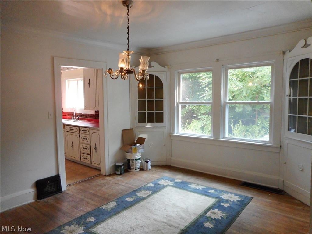 949 Som Center Road Cleveland, OH 44143 - Photo 2 of 12 Gallery Image 2