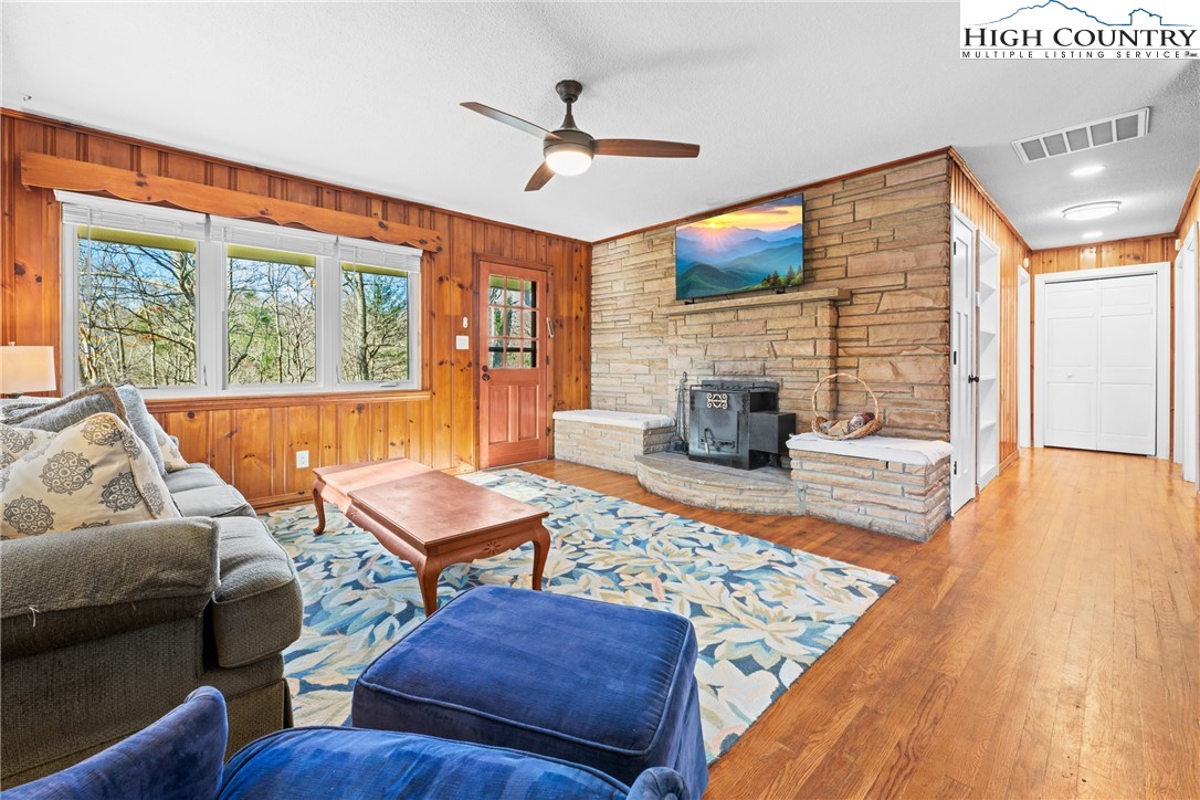 160 West Grandview Heights Boone, NC 28607 - Photo 15 of 32 Gallery Image 15