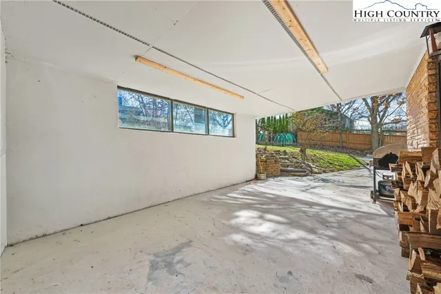 $449,000 | 160 West Grandview Heights, Boone, NC 28607