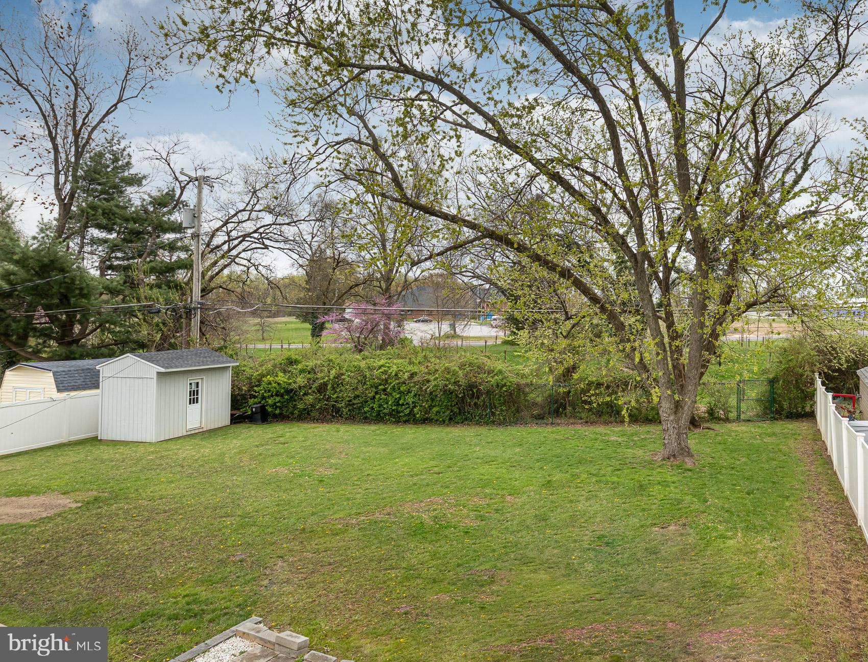 2011 Hanson Road Edgewood, MD 21040 - Photo 2 of 37 a view of a garden with a bench