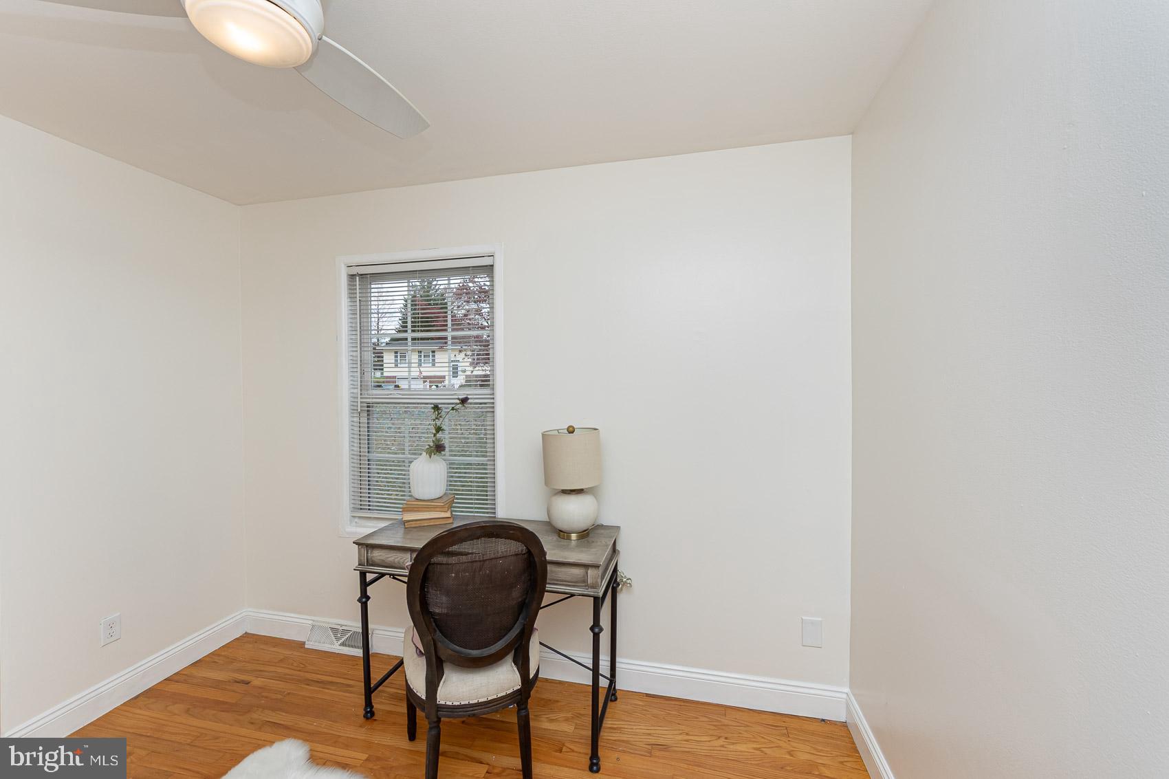 2011 Hanson Road Edgewood, MD 21040 - Photo 21 of 37 a living room with furniture and wooden floor