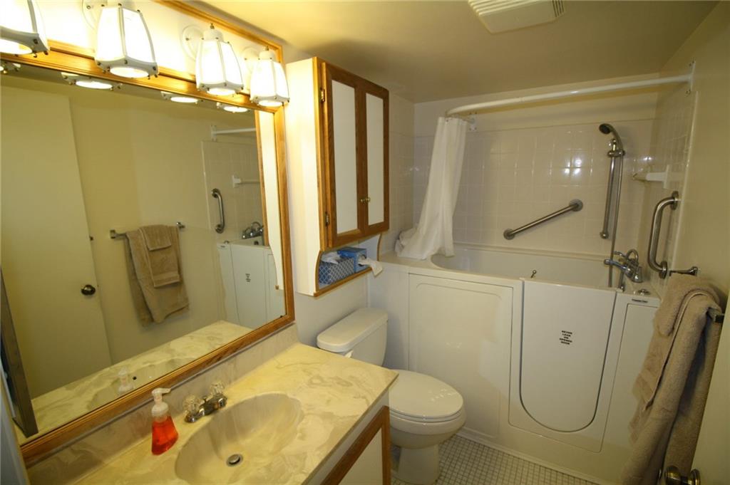 1950 Southwest Palm City Road, Unit 99108 Stuart, FL 34994 - Photo 9 of 29 Gallery Image 9