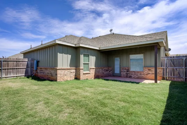 $1,425 | 2508 112th Street, Unit A, Lubbock, TX 79423