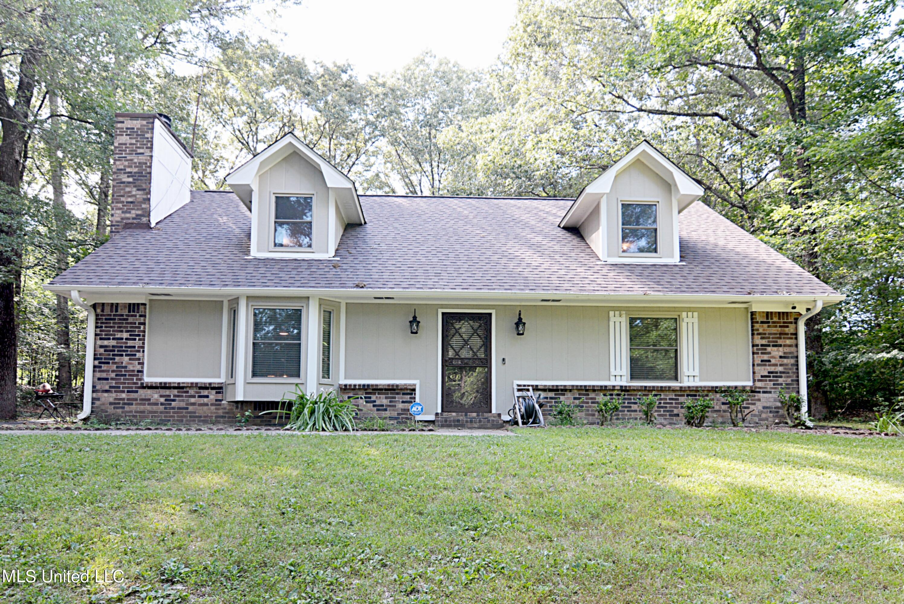 3550 Dean Road Nesbit, MS 38651 - Photo 3 of 28 Front of home