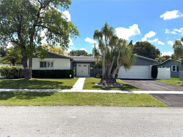 $625,000 | 4430 Northwest 6th Court, Coconut Creek, FL 33066