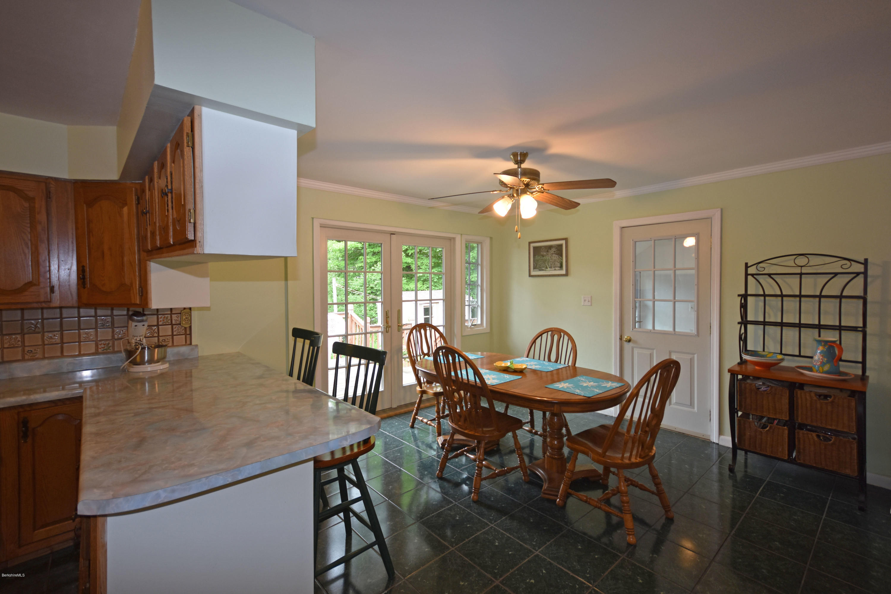 489 South Washington State Road Washington, MA 01223 - Photo 11 of 49 a dining room with furniture and window