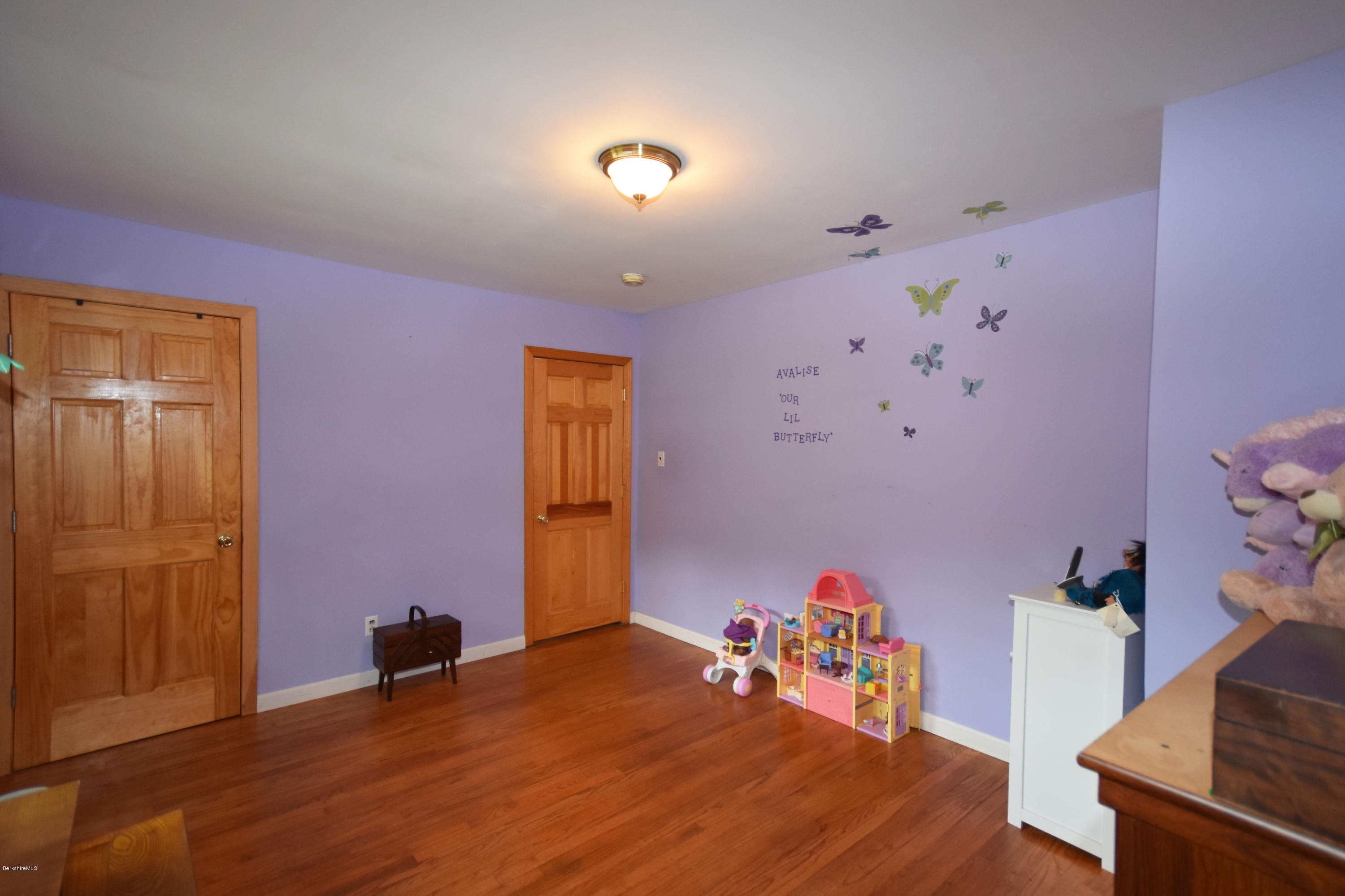 489 South Washington State Road Washington, MA 01223 - Photo 23 of 49 a view of a workspace with furniture and toys