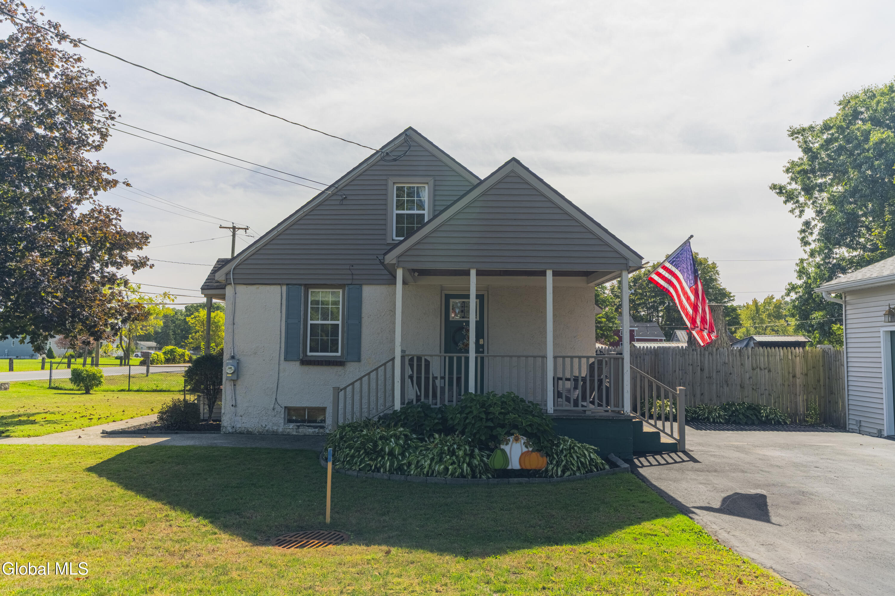 87 Vaughn Road Kingsbury, NY 12839 - Photo 8 of 50 87 Vaughn-2