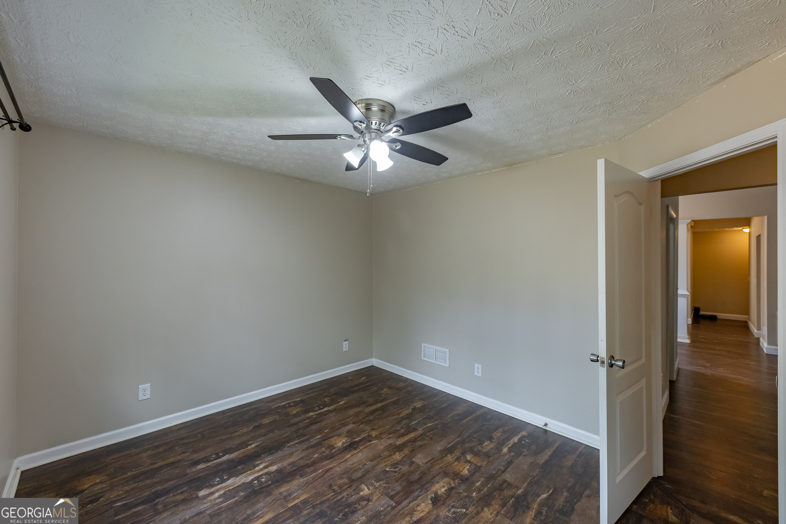 123 Rabbit Run Drive Meansville, GA 30256 - Photo 27 of 101