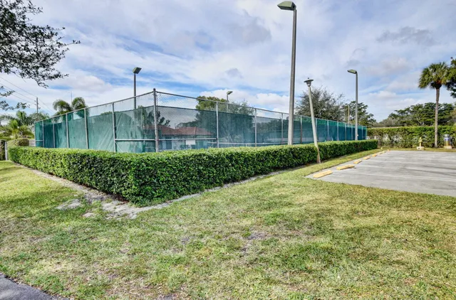 $325,000 | 3002 San Clara Drive, Unit 6B, Delray Beach, FL 33445