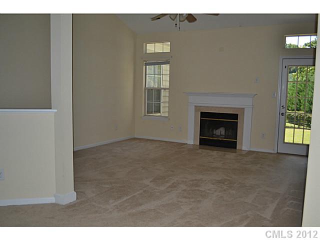 8727 Sam Dee Road Charlotte, NC 28215 - Photo 3 of 13