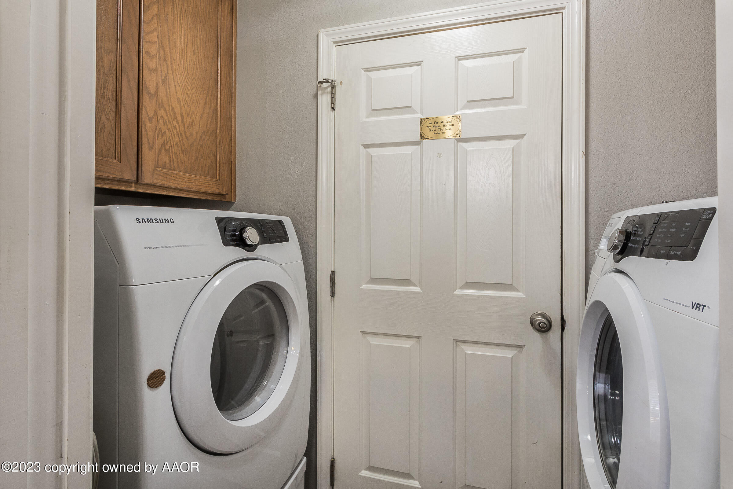 4809 Mc Kinley Lane Amarillo, TX 79110 - Photo 20 of 26 019_Laundry