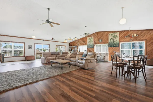 $1,800,000 | 144 Monahan Drive, Fort Walton Beach, FL 32547